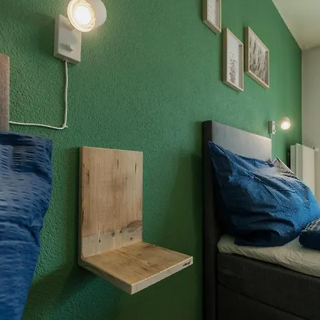 Flat Near & Train Station With Free Parking Apartment Nidau